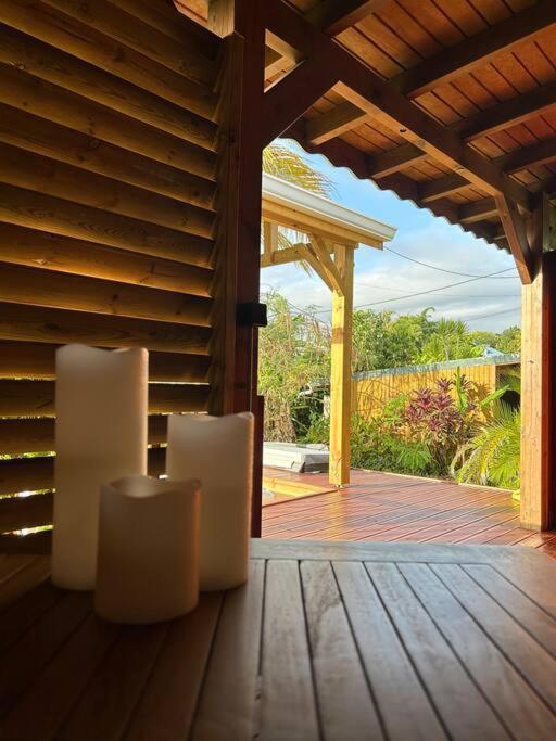 Bungalow Avec Jacuzzi Privatif Villa Sainte-Rose Exterior foto